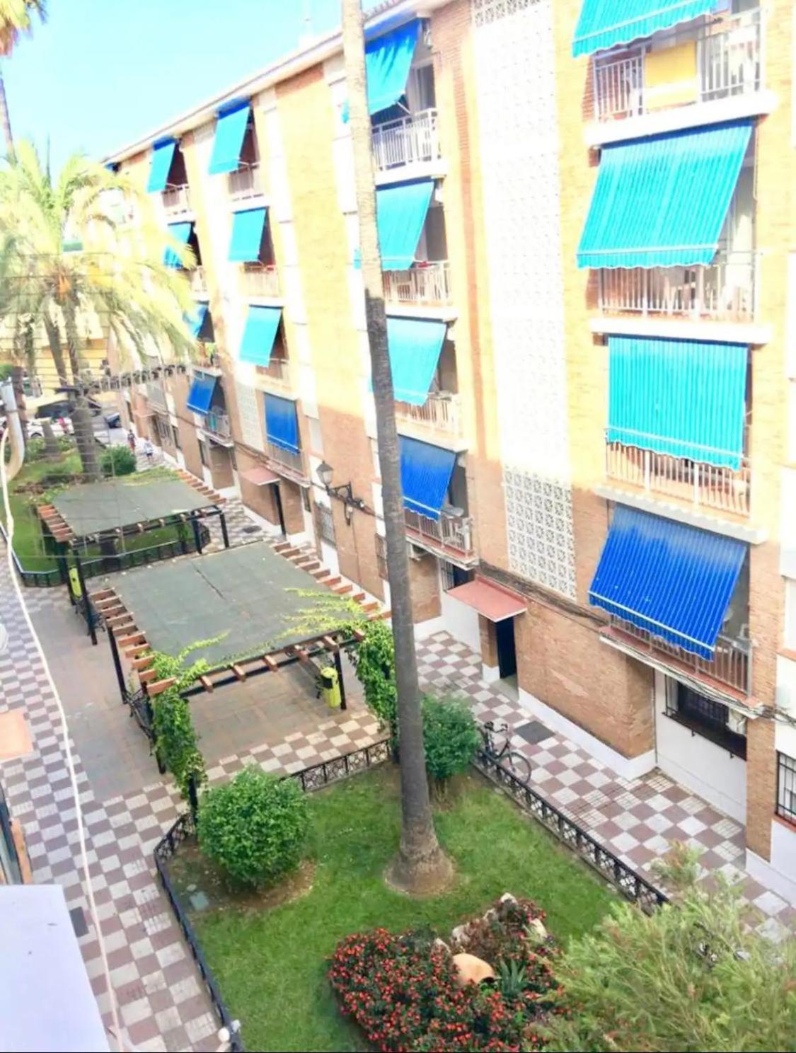 Habitacion 3 - 3 Planta Sin Ascensor En Piso Compartido No Es Piso Entero! 丰希罗拉 外观 照片